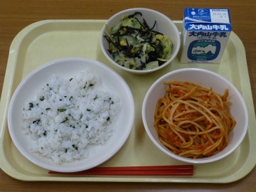 給食