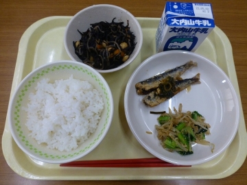 給食