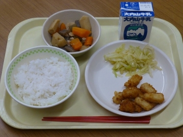 給食