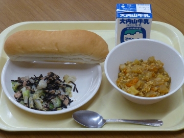給食