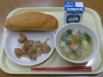 給食