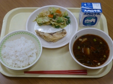 給食