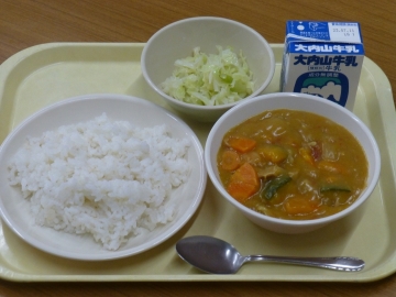 給食