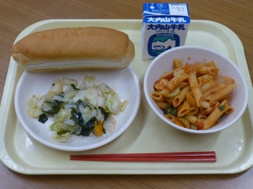 給食