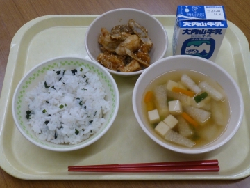 給食