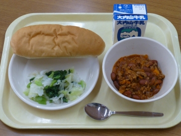 給食