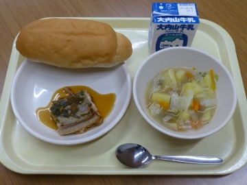 給食