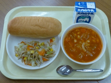 給食