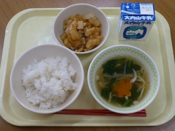 給食