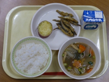 給食
