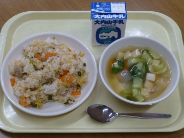 給食
