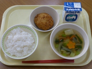 給食