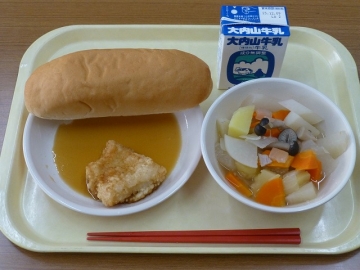 給食