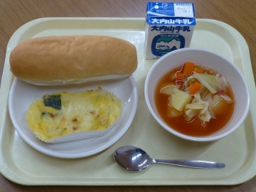 給食