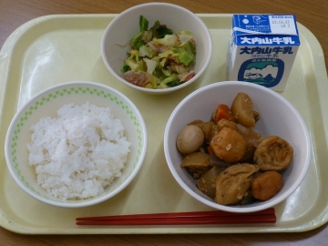 給食
