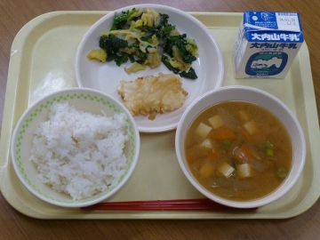給食