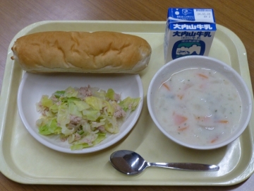 給食